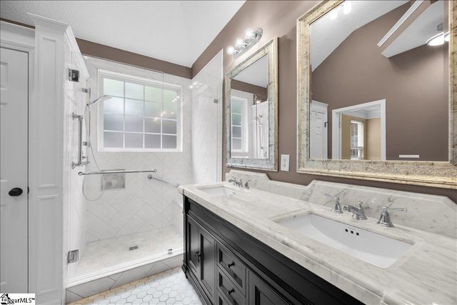 17 Smokehouse Drive, Simpsonville, SC 29681