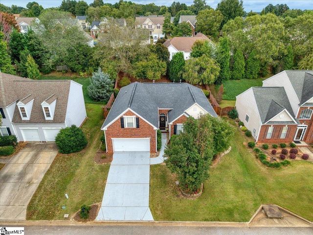 17 Smokehouse Drive, Simpsonville, SC 29681