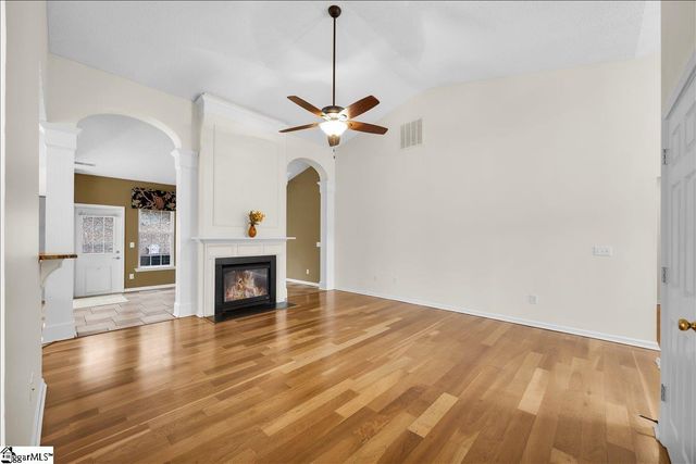 17 Smokehouse Drive, Simpsonville, SC 29681