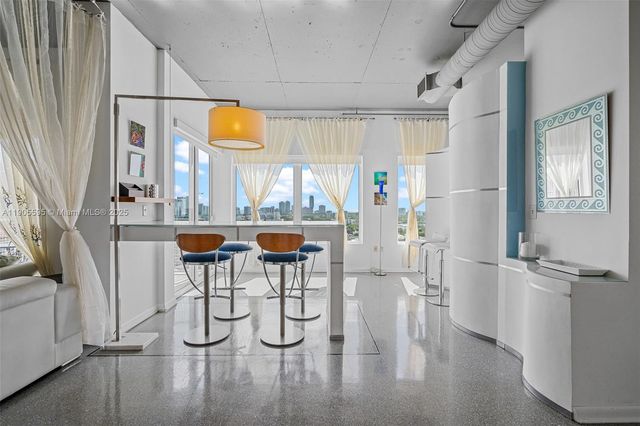 10 SW South River Dr PHI11, Miami, FL 33130