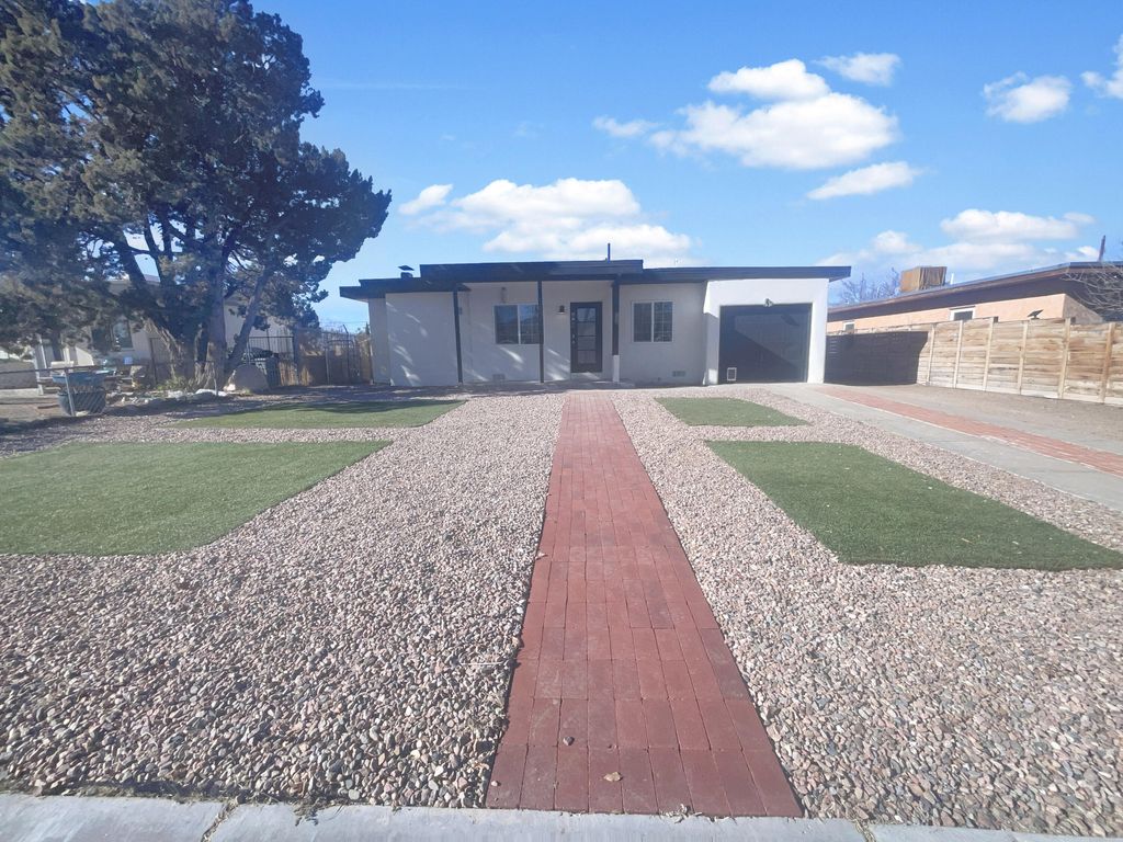 1821 La Veta Drive NE, Albuquerque, NM 87110