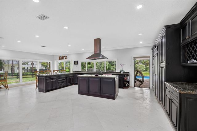 14780 Draft Horse Lane, Wellington, FL 33414