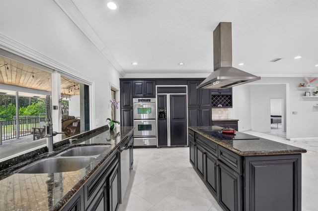 14780 Draft Horse Lane, Wellington, FL 33414