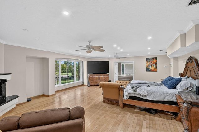 14780 Draft Horse Lane, Wellington, FL 33414