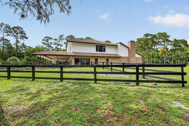 14780 Draft Horse Lane, Wellington, FL 33414