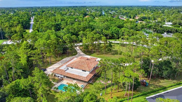 14780 Draft Horse Lane, Wellington, FL 33414