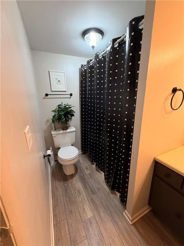 2401 Charlemagne Cir, Ross Twp, PA 15237