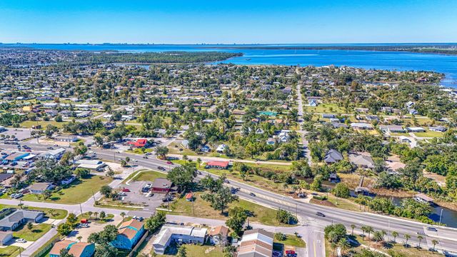 305 Ohio Avenue, Lynn Haven, FL 32444