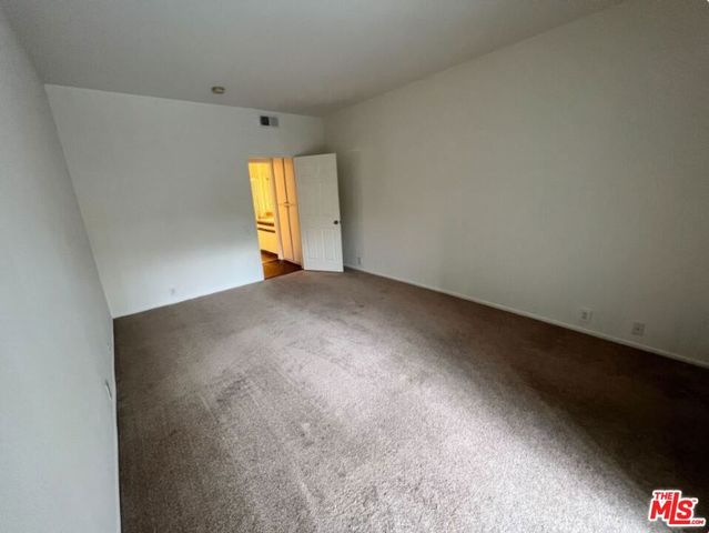 1440 Rexford Drive 105, Los Angeles, CA 90035