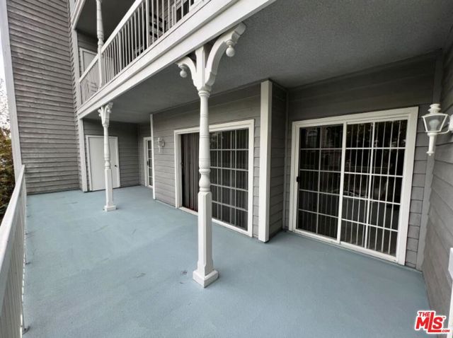 1440 Rexford Drive 105, Los Angeles, CA 90035