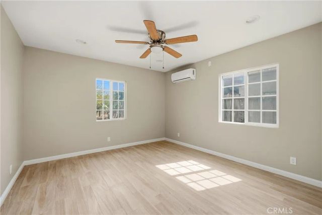 221 Pleasant View, Colton, CA 92324