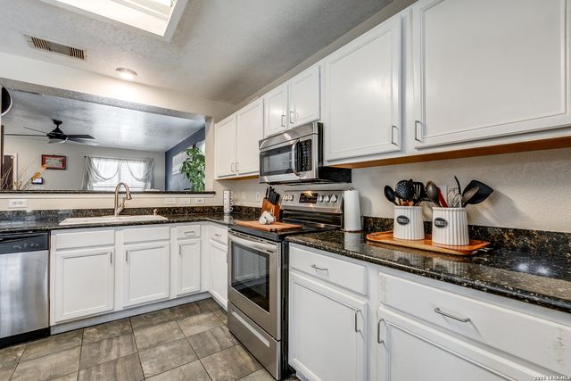 5026 Bending Elms, San Antonio, TX 78247