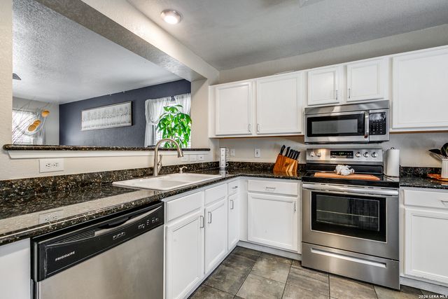 5026 Bending Elms, San Antonio, TX 78247