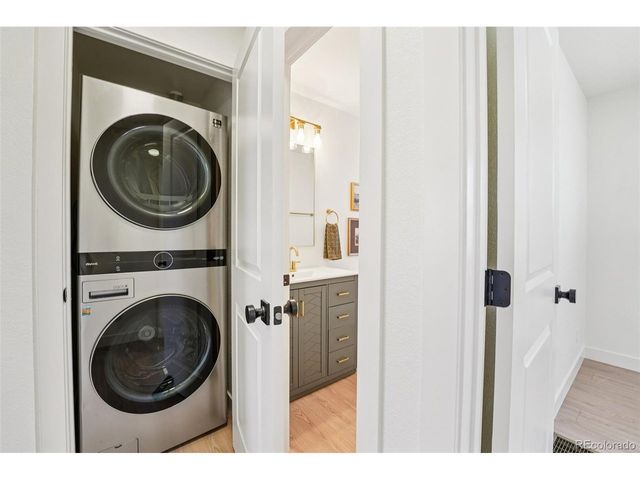 2691 S Hazel Ct, Denver, CO 80219