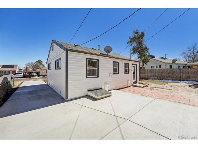 2691 S Hazel Ct, Denver, CO 80219