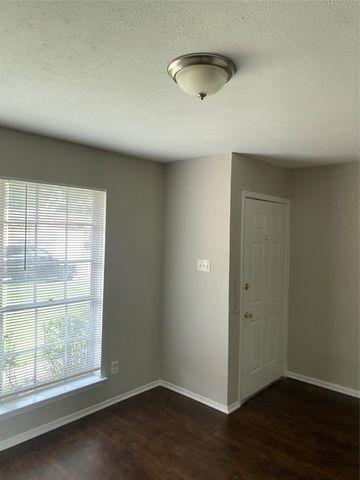 3210 Little River Drive, Dallas, TX 75241