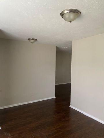 3210 Little River Drive, Dallas, TX 75241