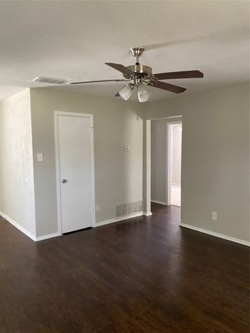 3210 Little River Drive, Dallas, TX 75241