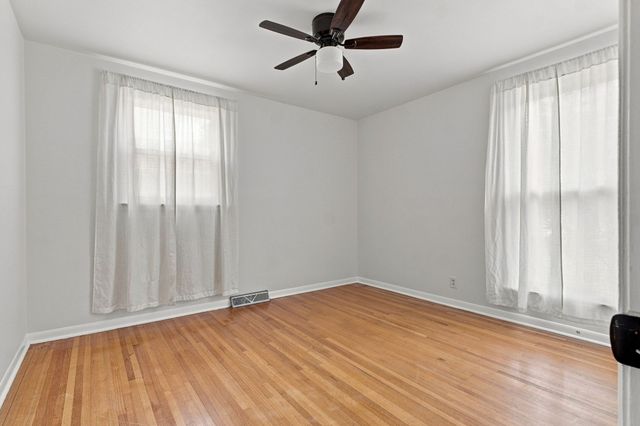 609 Harpeth Pkwy, E, Nashville, TN 37221