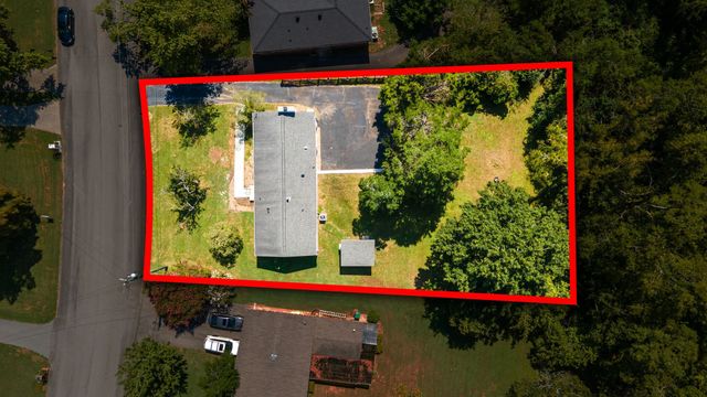 609 Harpeth Pkwy, E, Nashville, TN 37221