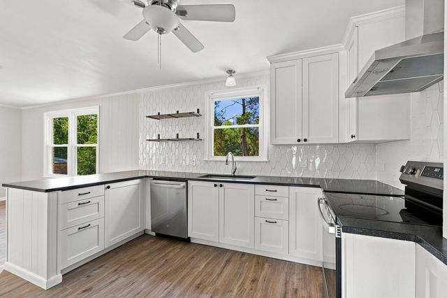 609 Harpeth Pkwy, E, Nashville, TN 37221