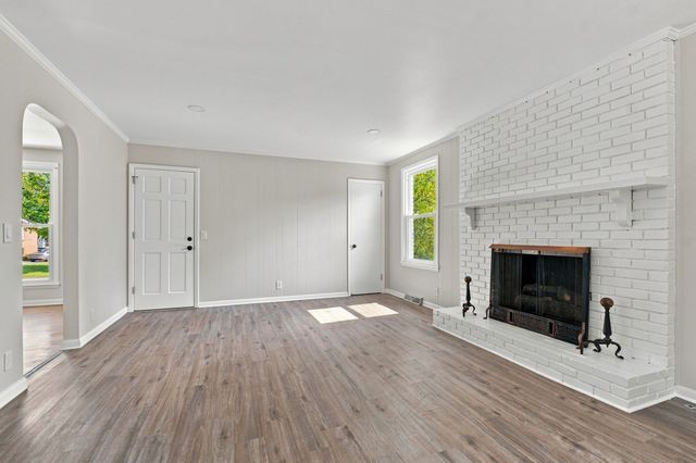 609 Harpeth Pkwy, E, Nashville, TN 37221