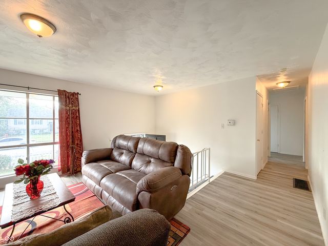 4107 Eisenhower Drive, Indianapolis, IN 46254