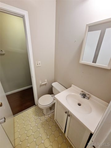 516 Lawndale Lane, Montgomery, AL 36109