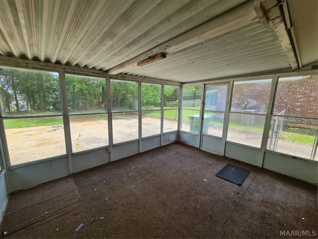 516 Lawndale Lane, Montgomery, AL 36109