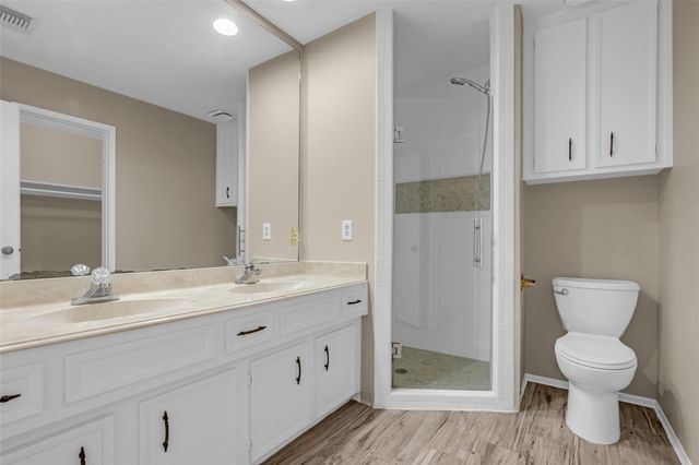 11827 Brook Meadows Lane, Meadows Place, TX 77477