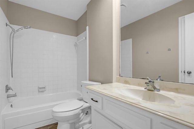 11827 Brook Meadows Lane, Meadows Place, TX 77477