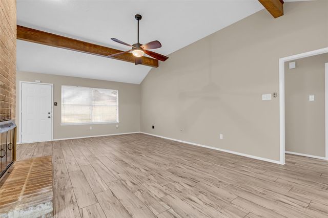 11827 Brook Meadows Lane, Meadows Place, TX 77477