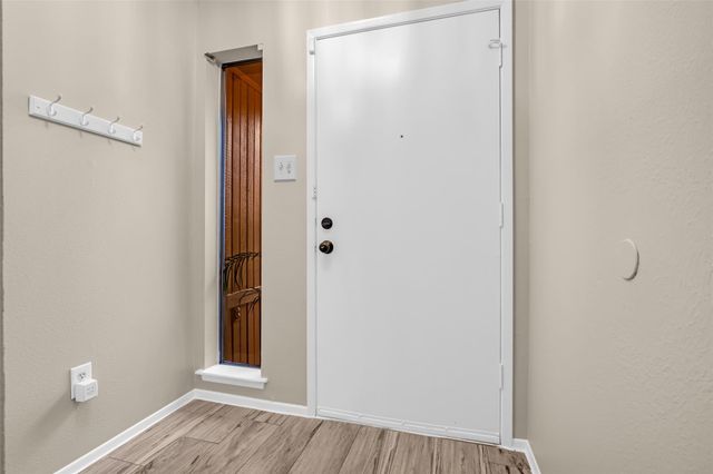 11827 Brook Meadows Lane, Meadows Place, TX 77477