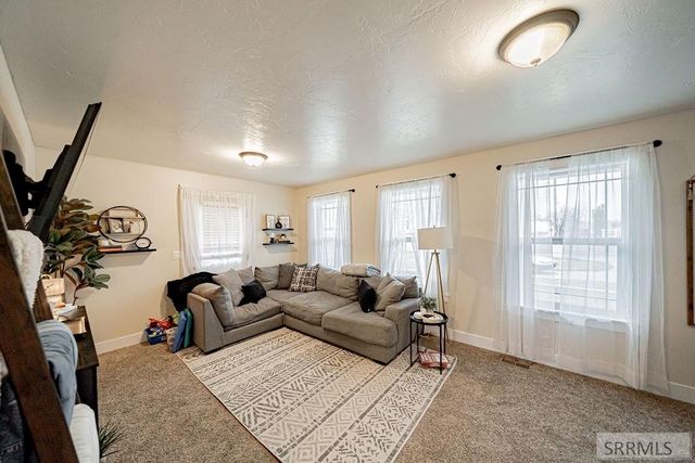 436 E 1 S, Rigby, ID 83442