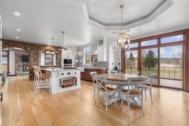 2730 E APPLE HILL BOULEVARD, Appleton, WI 54913
