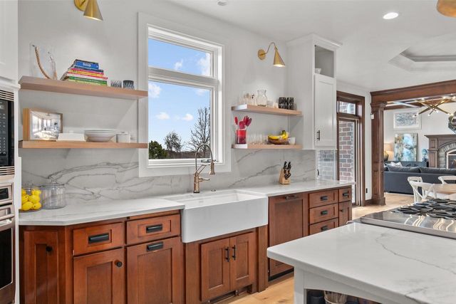 2730 E APPLE HILL BOULEVARD, Appleton, WI 54913