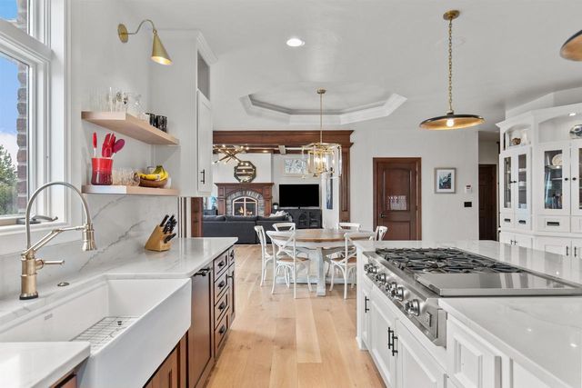 2730 E APPLE HILL BOULEVARD, Appleton, WI 54913