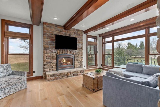 2730 E APPLE HILL BOULEVARD, Appleton, WI 54913