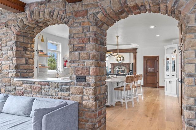 2730 E APPLE HILL BOULEVARD, Appleton, WI 54913
