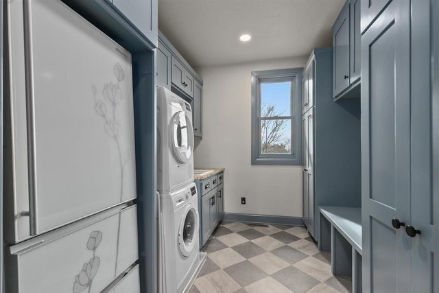 2730 E APPLE HILL BOULEVARD, Appleton, WI 54913