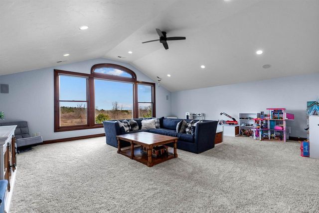 2730 E APPLE HILL BOULEVARD, Appleton, WI 54913
