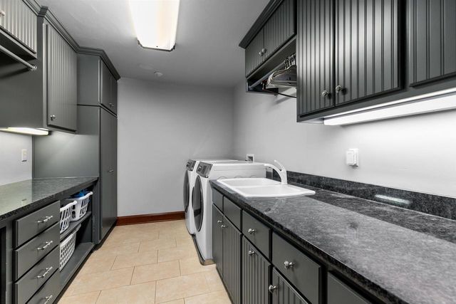 2730 E APPLE HILL BOULEVARD, Appleton, WI 54913