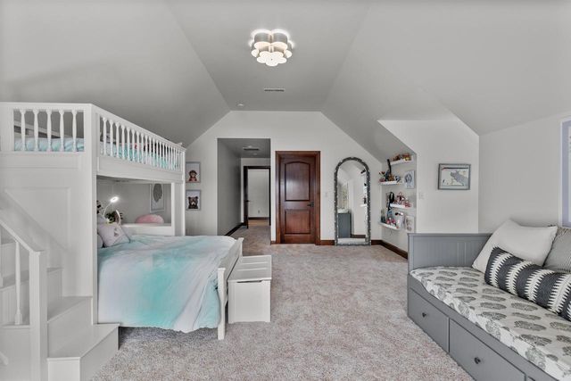 2730 E APPLE HILL BOULEVARD, Appleton, WI 54913