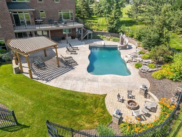 2730 E APPLE HILL BOULEVARD, Appleton, WI 54913