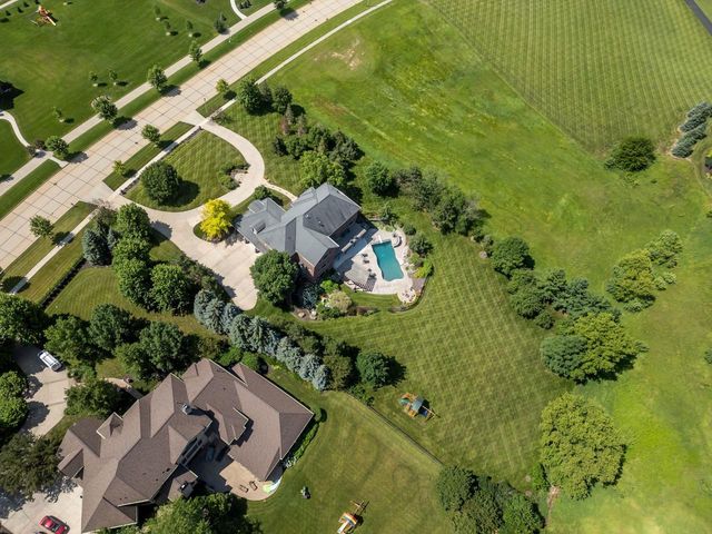 2730 E APPLE HILL BOULEVARD, Appleton, WI 54913