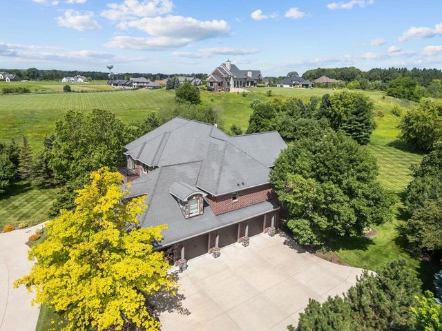 2730 E APPLE HILL BOULEVARD, Appleton, WI 54913