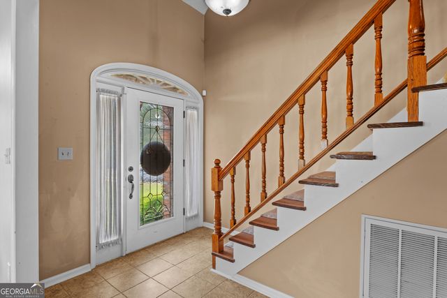 6689 Chriswood Drive, Macon, GA 31216