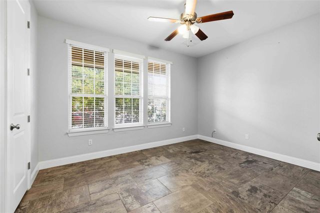 305 Lauren TRL, Cedar Park, TX 78613