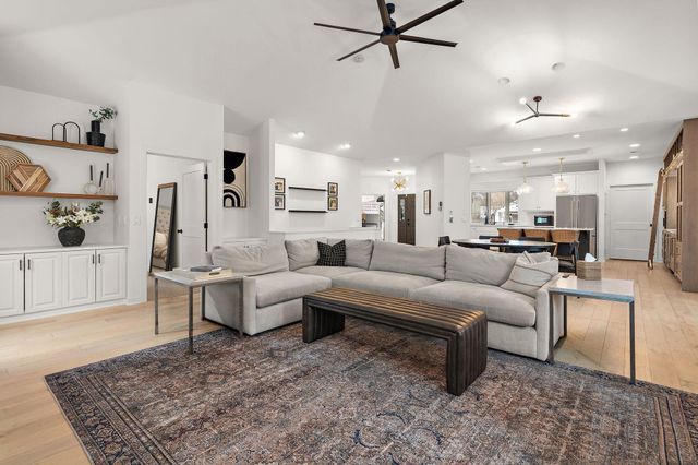 5200 Malibu Drive, Edina, MN 55436