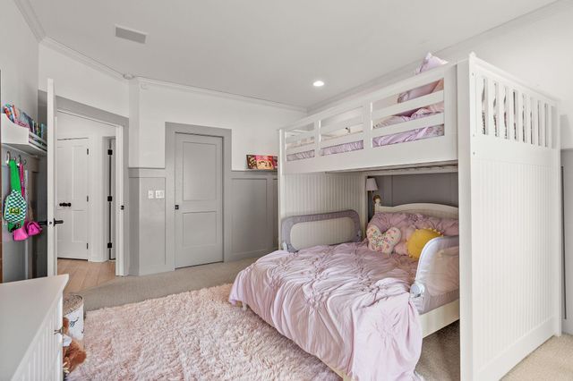 5200 Malibu Drive, Edina, MN 55436